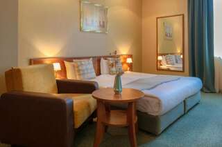 Отель Spa Hotel Calista Старозагорски-Бани Двухместный номер с 2 отдельными кроватями-2